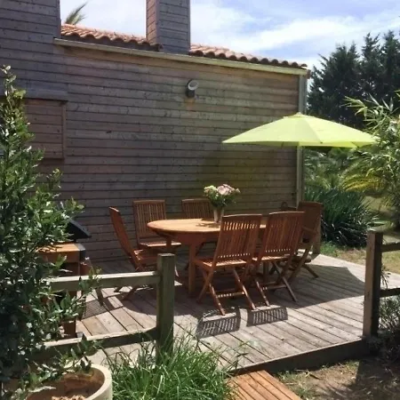 House Mais 6 Pieces Oleron 10 Couchages Pierre D'oleron