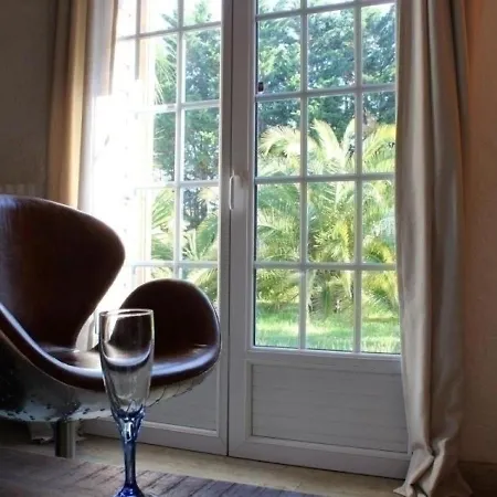 House Mais 6 Pieces Oleron 10 Couchages Pierre D'oleron